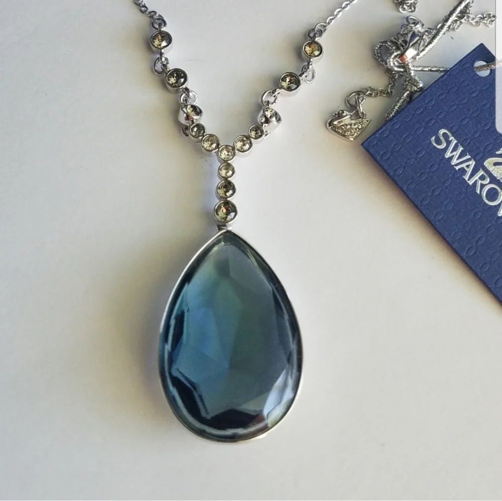 AUTHENTIC Swarovski Montana Blue Meringue Large Teardrop Necklace NIB